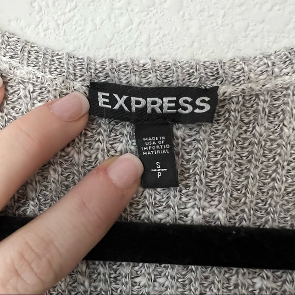 Express Sweater - Picture 7 of 7